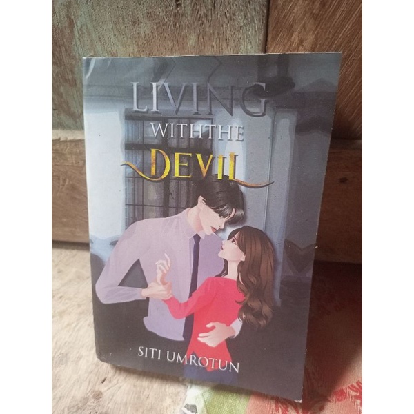 Preloved Buku Living With The Devil By Siti Umrotun