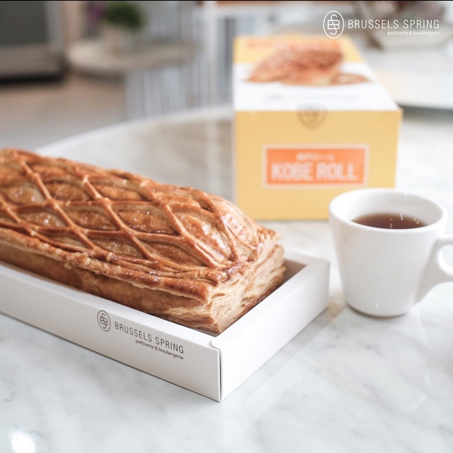 

READY CIKARANG 15 FEB 2025 - KOBE ROLL PASTRY BRUSSELS SPRING OLEH OLEH BANDUNG VIRAL SALE PROMO PAKET HADIAH BOLU CAKE LEGIT PIA ROTI PIE COOKIES PASTRY LAPIS KULINER CEMILAN DESSERT CROISSANT CROFFLE BUTTER SUGAR HITS HYPE CILOK CILOR CIMOL CUANKI