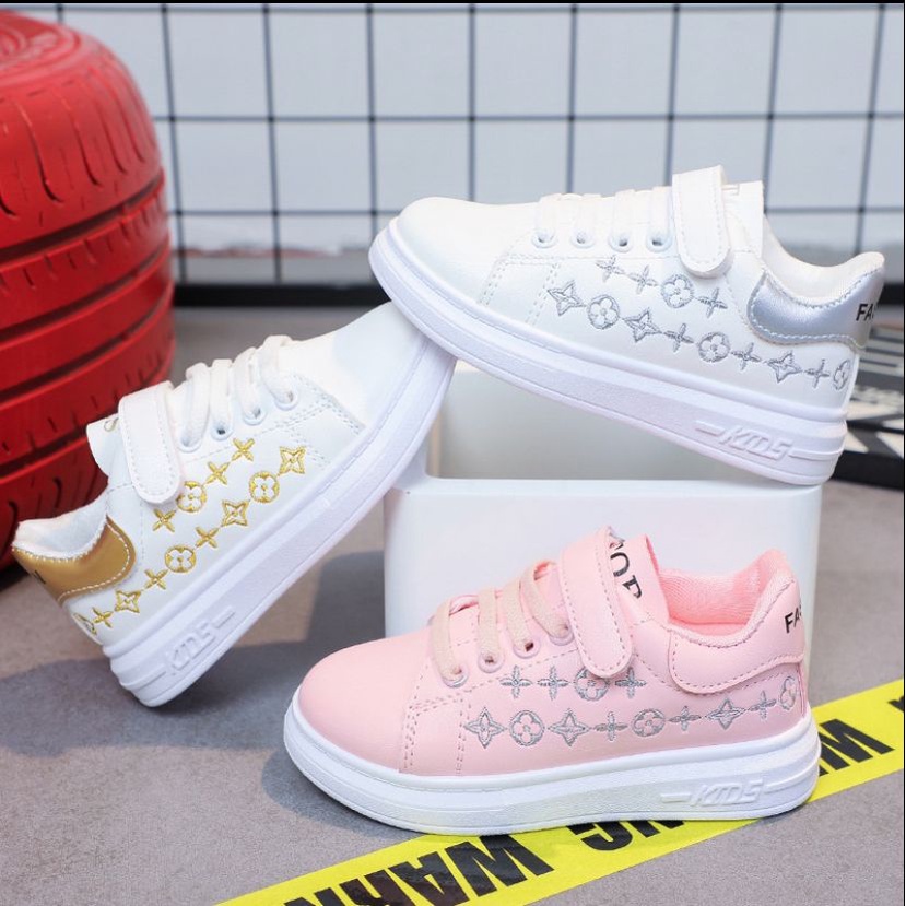 PROMOOO!!!sepatu sneakers trendi little star