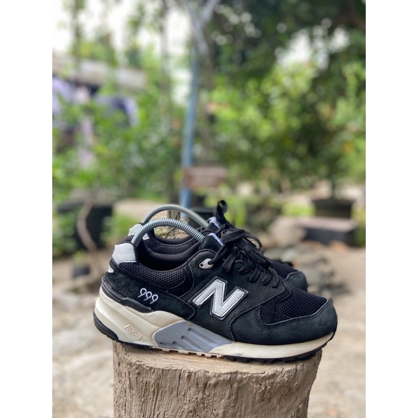 NB 999 Wooly Mammouth Black