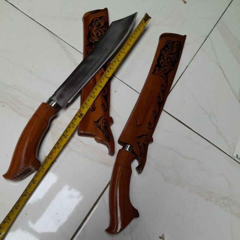 Pisau Baja 30 cm Perkakas Kebun Kayu Rasamala Ukir