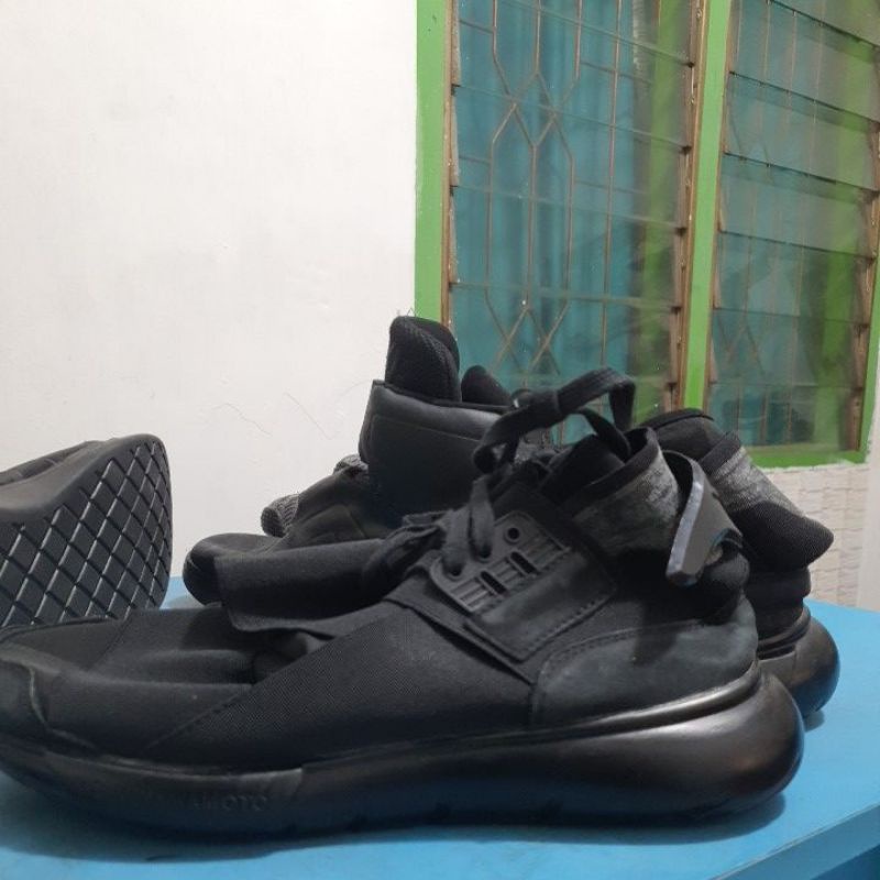 SEPATU SECOND ADIDAS Y3