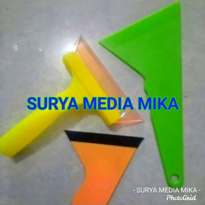 ALAT PASANG STIKER KACA / KACA FILM 1 SET
