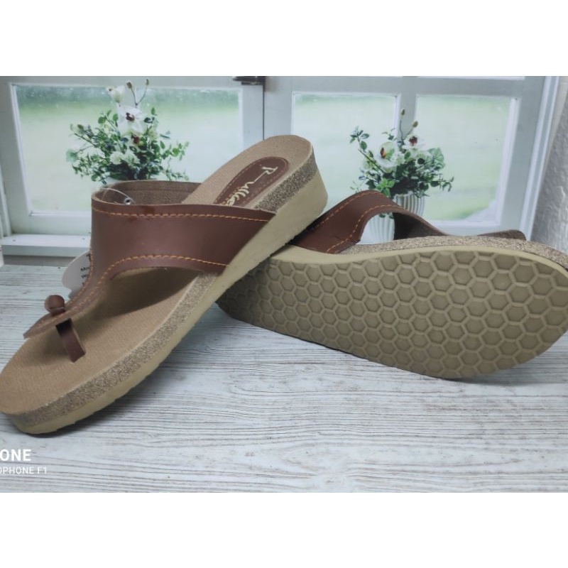 SANDAL RULIEF  CUCI GUDANG NO RETUR