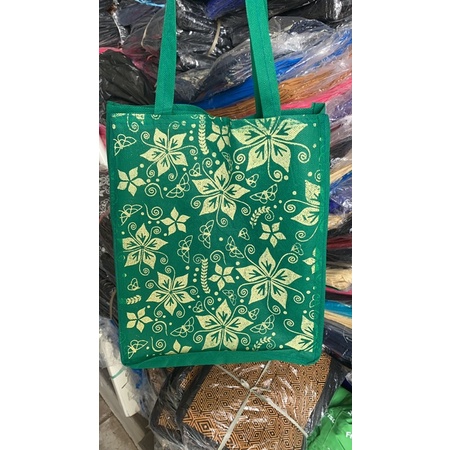 HARGA LUSIN 12 BIJI- TAS HAJATAN BATIK HEBOH SIZE 22x22