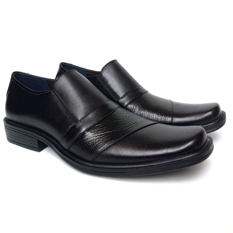 Sepatu Pantofel Kulit Asli Pria Original Model Formal Kantoran Elegan Harga Murah Warna Hitam