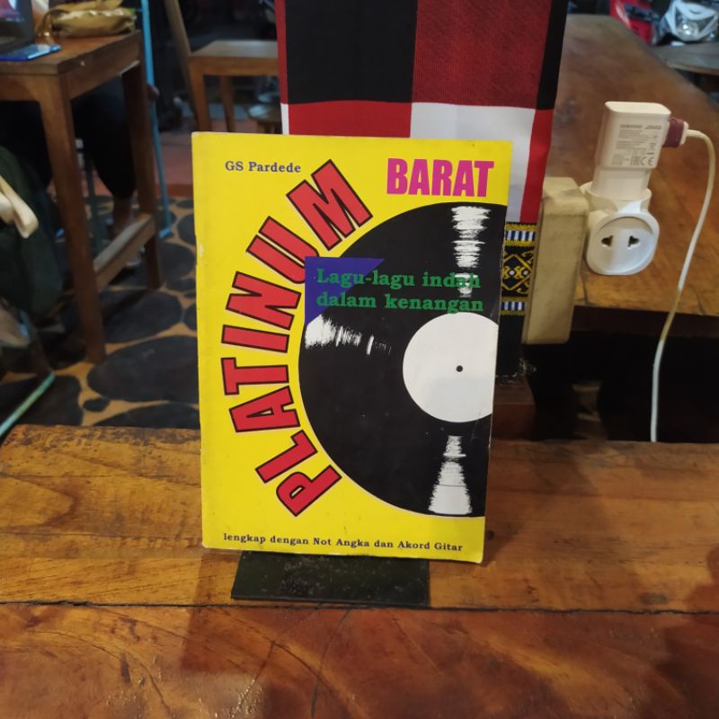 BUKU PLATINUM BARAT LAGU LAGU INDAH DALAM KENANGAN By Gs Pardede