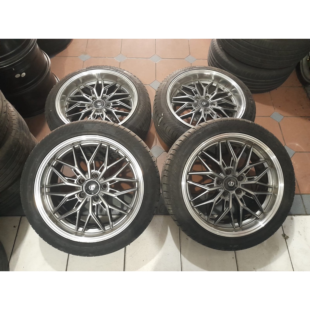 Velg Mobil Ring 18 Bekas Gio Pcd 5x114,3 Plus Ban 225 45 R18