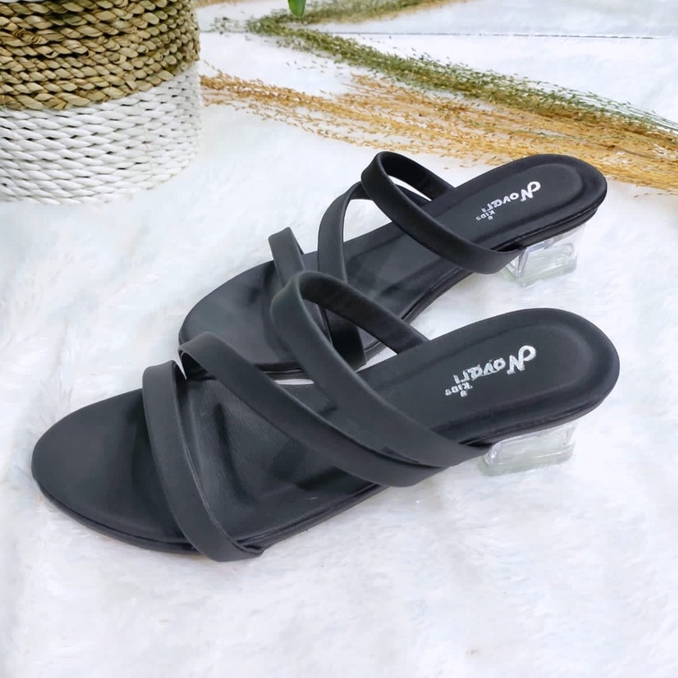 Sandal Anak Hak Kaca 3cm Novari A02