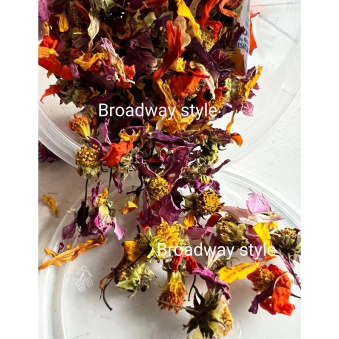 

Edible Flower Kelopak Bunga Petals Hiasan Cake Makanan Minuman Garnish