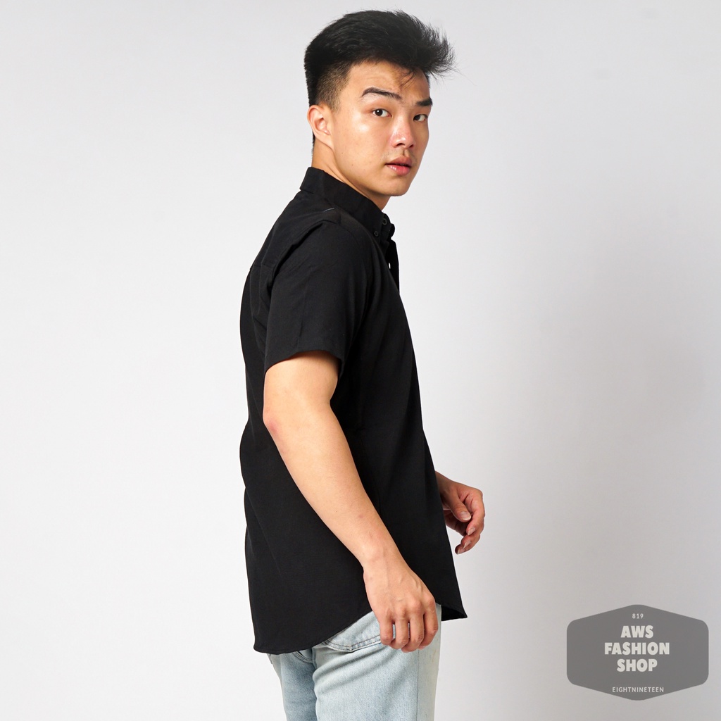 819 Kemeja Pria Lengan Pendek Polos HITAM BLACK Oxford Basic SIMPLE Slimfit Casual Tersedia Ready Sampai Size JUMBO BIG SIZE XXL XXXL