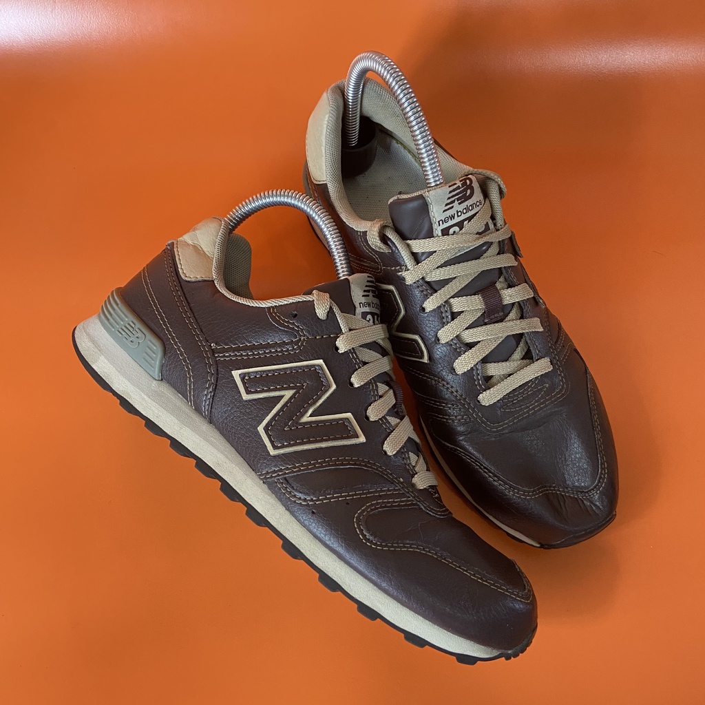 Sepatu NEW BALANCE 368 Dark Brown Leather Sz 41.5 / NB Second Shoes