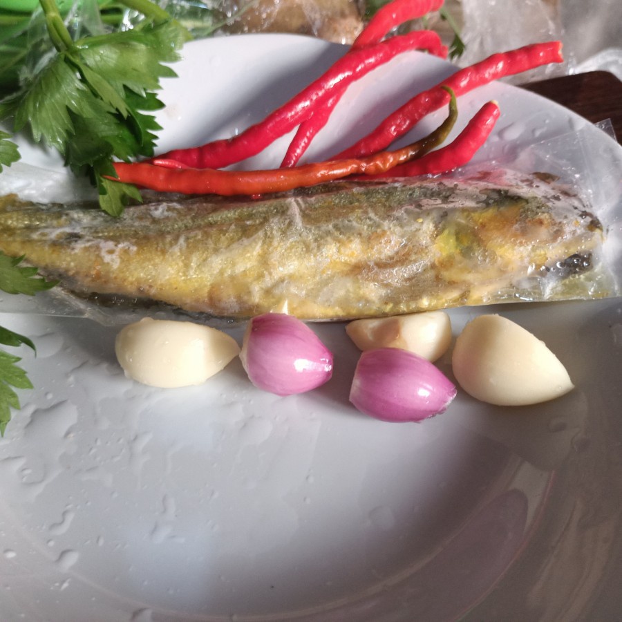 

Mini Bandeng Presto 1 ekor, siap masak, tinggal goreng, warteg banyak pakai