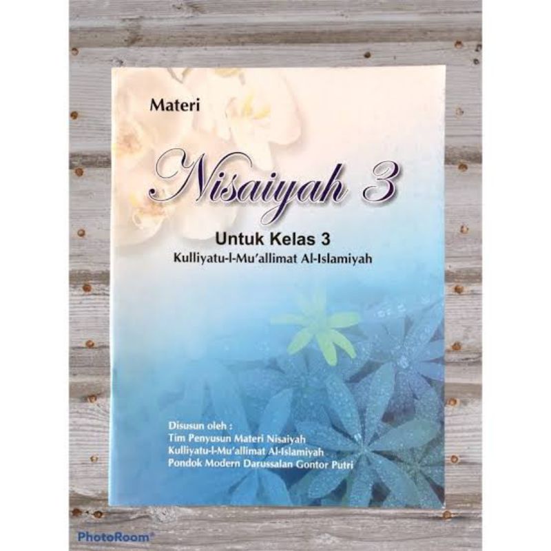 Nisaiyah Kelas 3 KMI Gontor Putri
