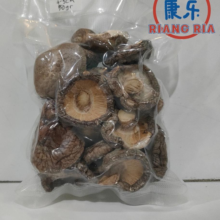

Promo ‥!! ❇ Jamur Hioko Kering uk. 4-5cm ( repack 50gram ) ✔ Terbatas
