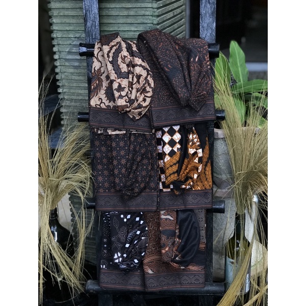 Set Udeng Saput Batik