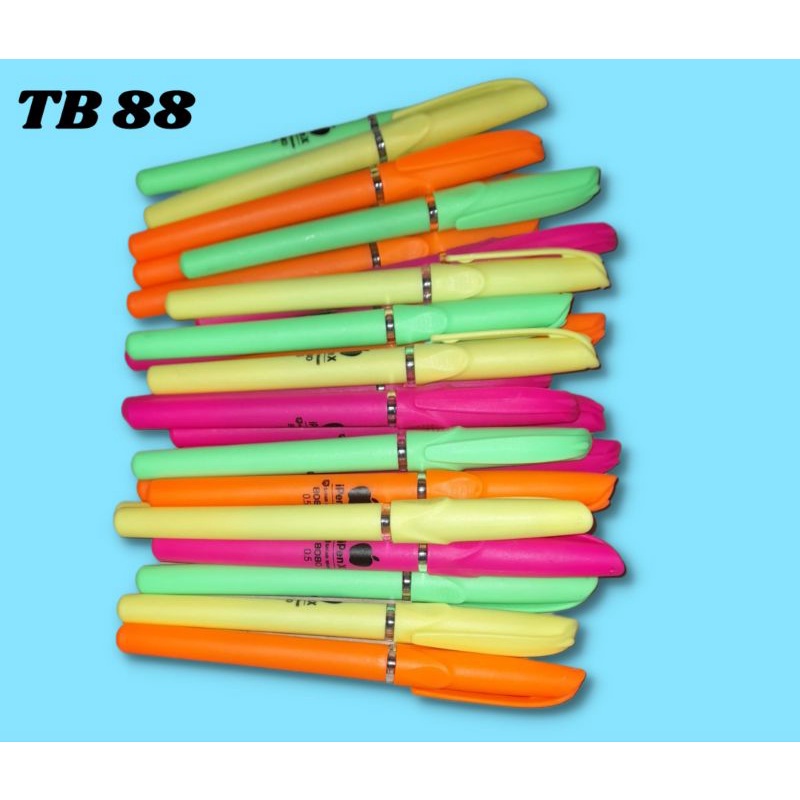 

pulpen ipen warna tinta hitam per 1 biji