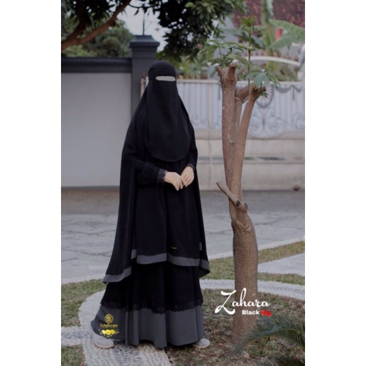 zahara duta busana