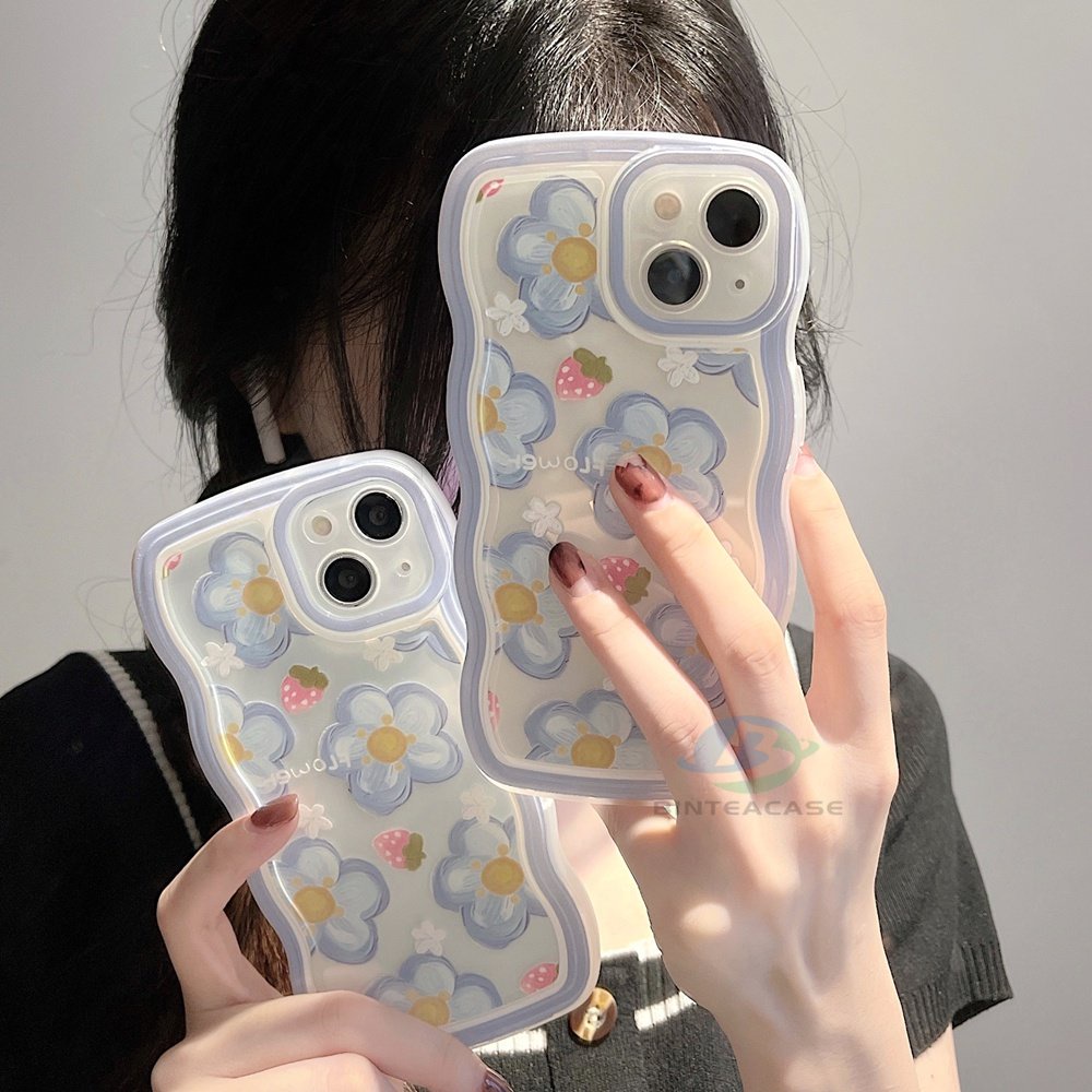 Oppo A17 A77S A57 2022 A15 A16 A16K A54 A53 A12 A5S A7 A3S A11k A31 A52 A92 A94 A93 A37 F9 A1K A76 Fashion Motif Bunga Strawberry Lengkung Casing Ponsel Binteacase