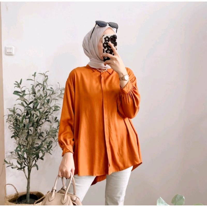 Kemeja Oversize Azura Blouse