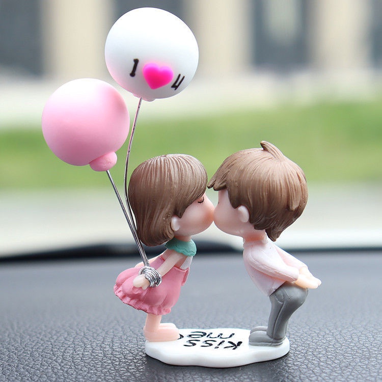 2pcs / set Ornamen Boneka Kartun Pasangan Untuk Dekorasi dashboard Mobil