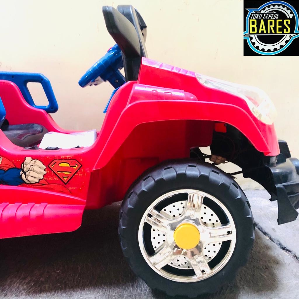 Mainan Anak Mobil Mobilan Mini Jeep Aki Wimcycle HE 250 DC Superman Man of Steel