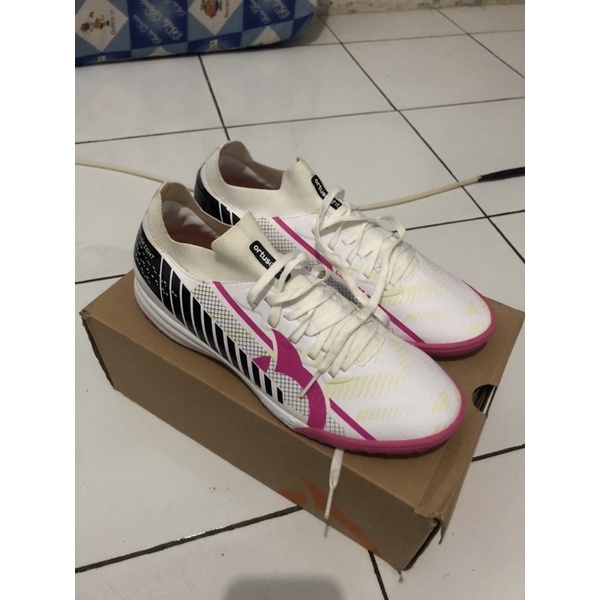 sepatu futsal ortuseight catalyst liberte