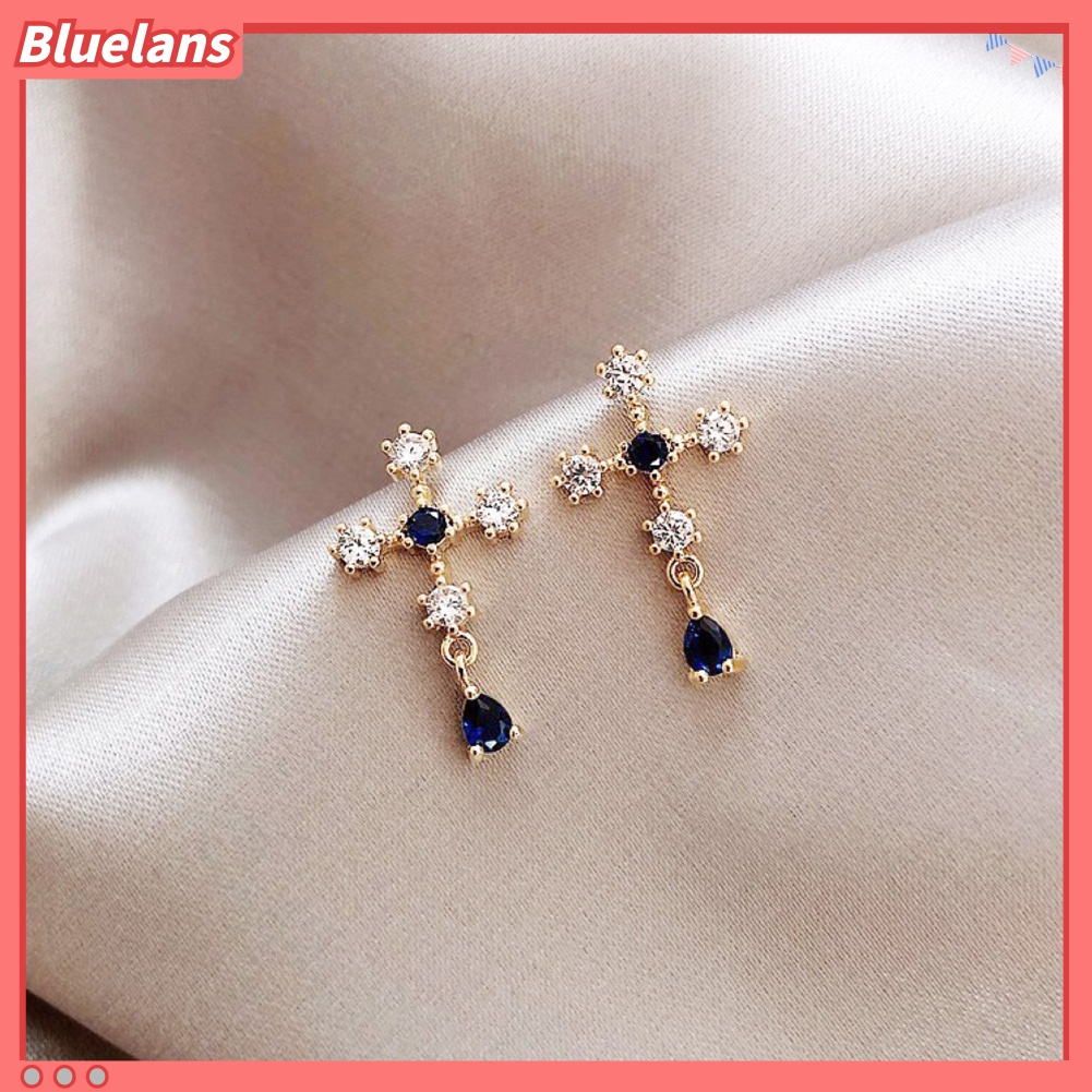 Anting Stud Sapphire Berlian Imitasi Bahan Alloy Untuk Wanita