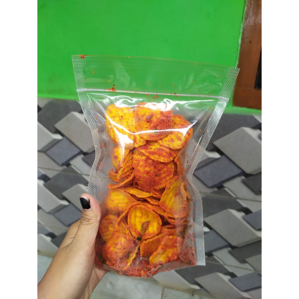 

Seblak keripik kentang bantat bumbu pedas dan gurih 100gr
