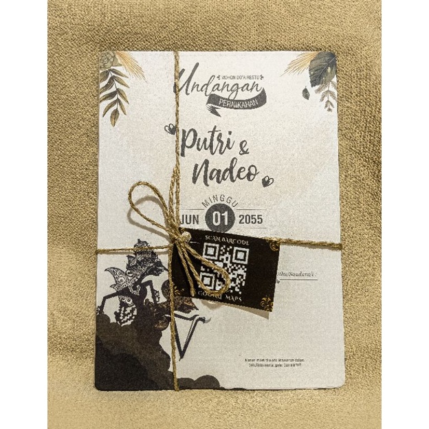 Undangan Pernikahan Tema Jawa Gunungan Wayang