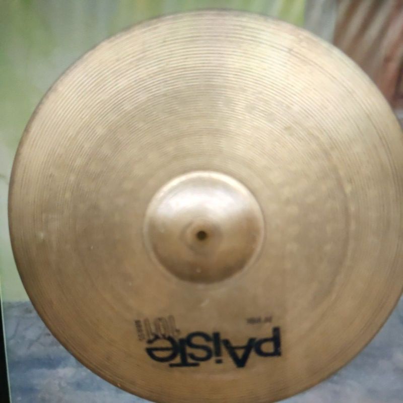 cymbal ride Paiste 101 dan pengaman bass drum