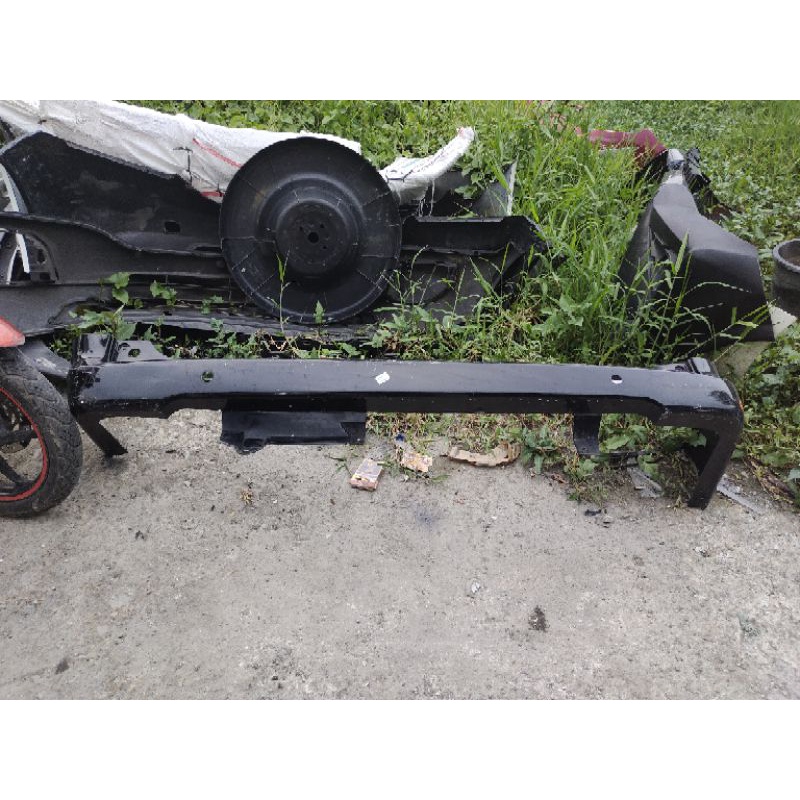 bemper bumper belakang nissan evalia