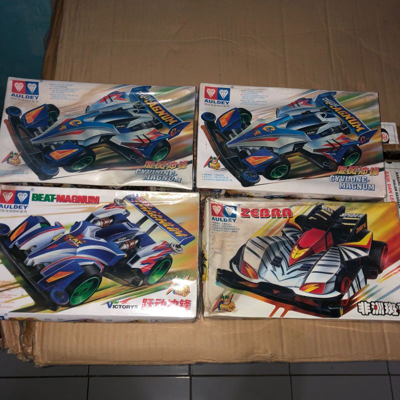 PAKET 80an AULDEY MINI 4WD BEAK SPIDER / CYCLONE MAGNUM TWO