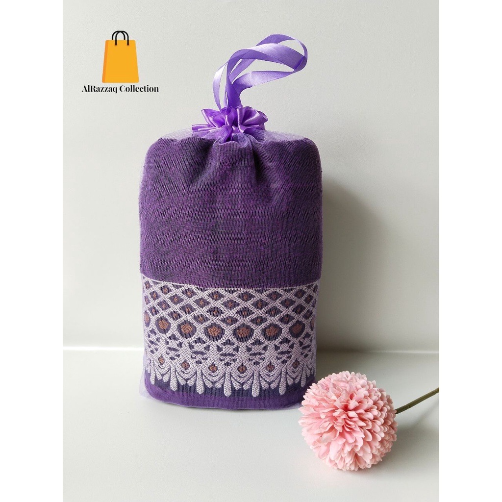 

Tas Kantong Tile Untuk Souvenir Handuk Dewasa