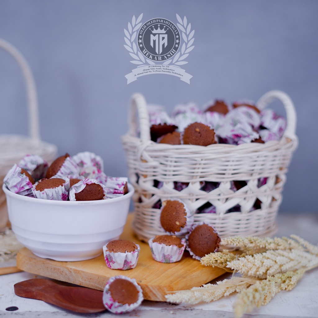 

Brownis Cokelat Kacang Kering Mini