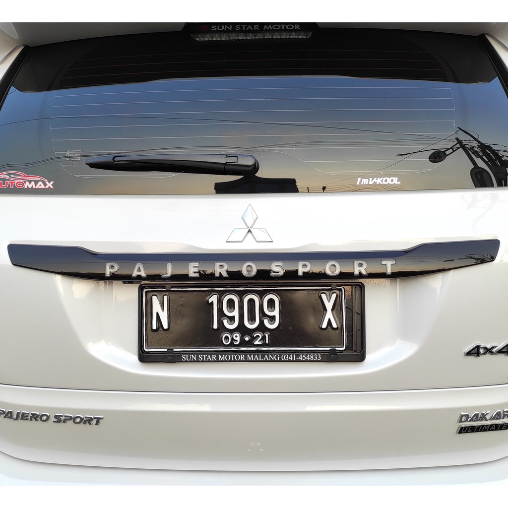 Lampu Trunk Lid Pajero Sport 2016 - 2021