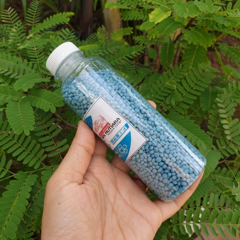 NPK MUTIARA BIRU 16-16-16 KEMASAN BOTOL 250gr pupuk seimbang untuk tanaman repack botol praktis murah