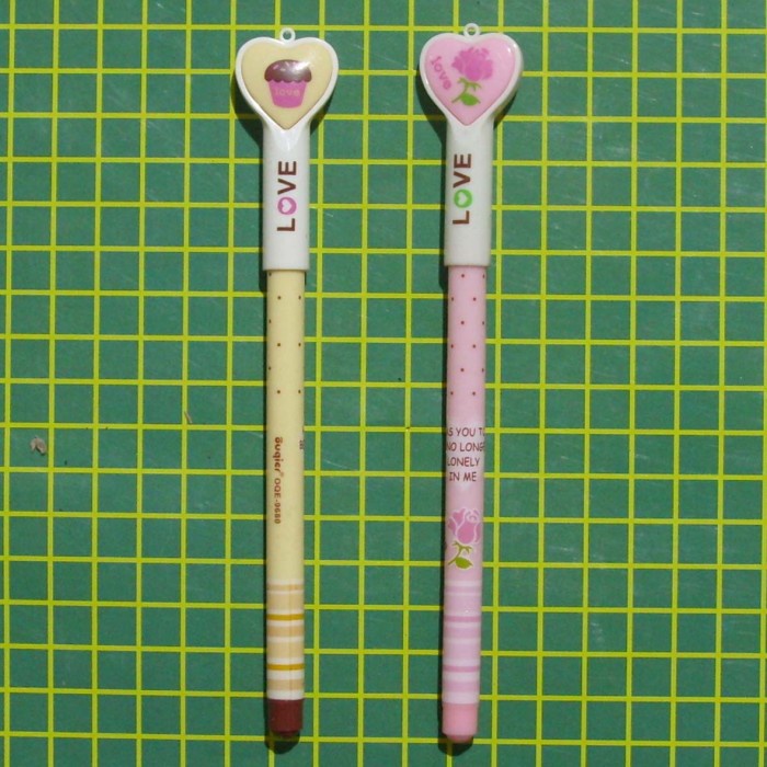

pulpen gel love pen bentuk hati pena bolpen bolpoin ballpoint ballpen