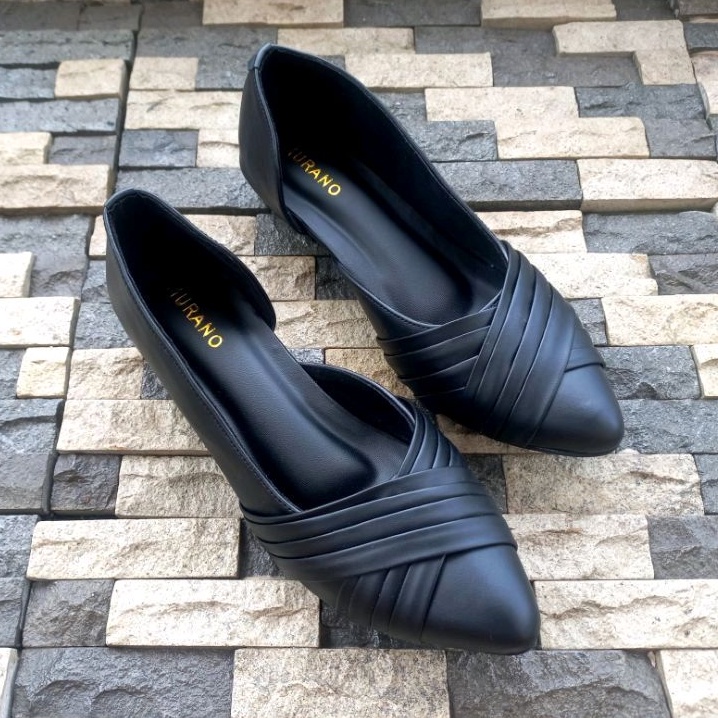 Murano Kezia Black Sepatu Big Size Jumbo 41-46