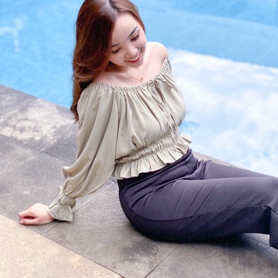 ATASAN TOP BAJU CASUAL WANITA PEREMPUAN CEWEK CEWE KOREA KEKINIAN TERBARU 2021 MURAH YURI TOP