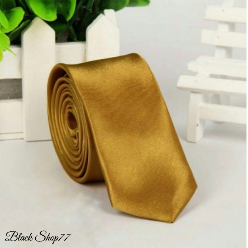 Dasi Pria Dasi Panjang Dasi Satin Polos Emas/Gold 3 Inchi 8 Cm