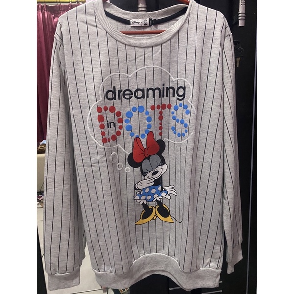 sweater nevada x disney