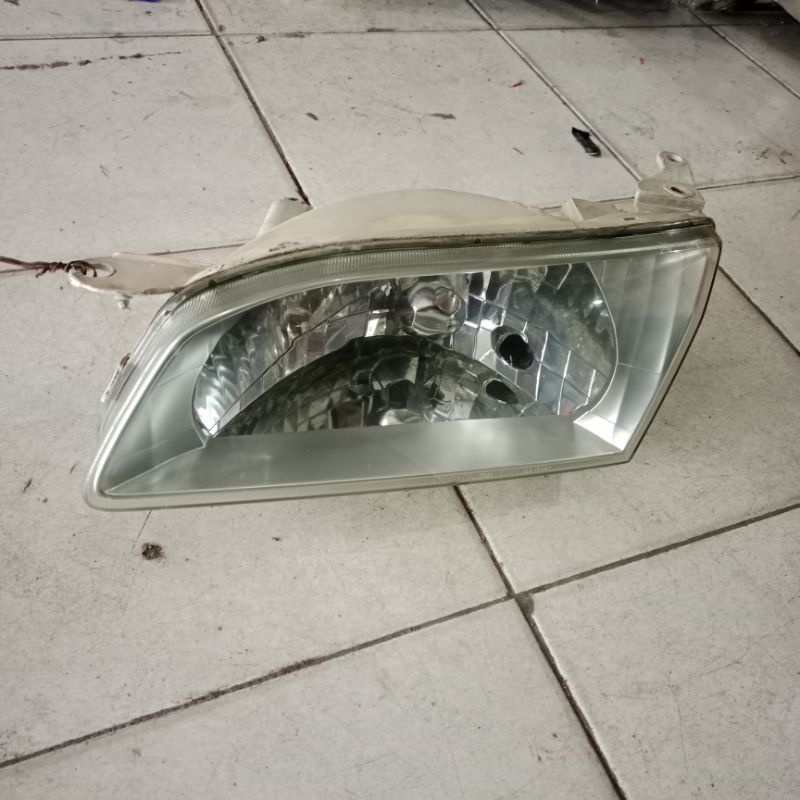 Headlamp Corolla all-new Thn 2000 kiri