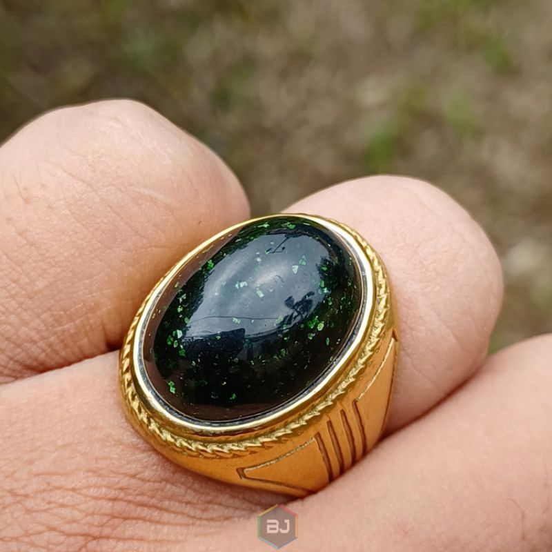 CINCIN BATU NATURAL PASIR EMAS ASLI BERKILAU