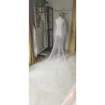 cathedral length wedding veil with pearl kerudung pengantin panjang dengan taburan mutiara