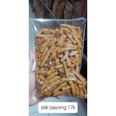 

keripik stik basreng pedas