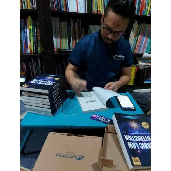 

Buku Quranic Law of Attraction
