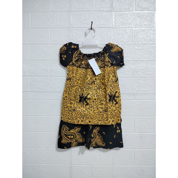 Setelan babydoll Anak usia 1-2 thn