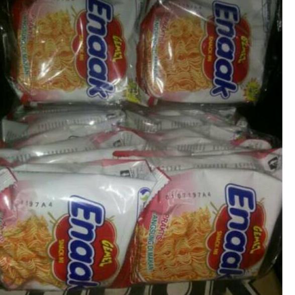 

Max Sale--mie enak /snack mie enak 1pack isi 20pcs