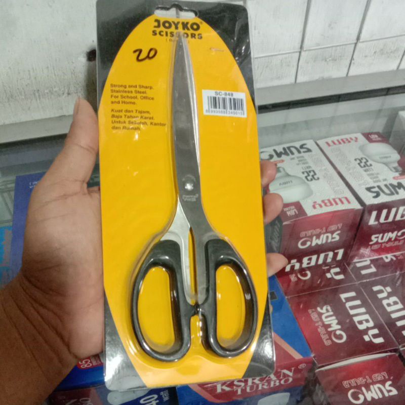 

gunting ukuran besar